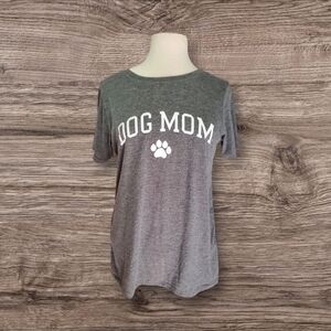 Women's XL Dog Mom T-Shirt